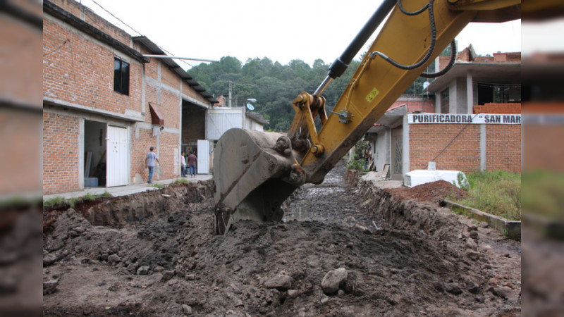 Arrancan obras de drenaje con inversión de 503 mil pesos en San Jerónimo 
