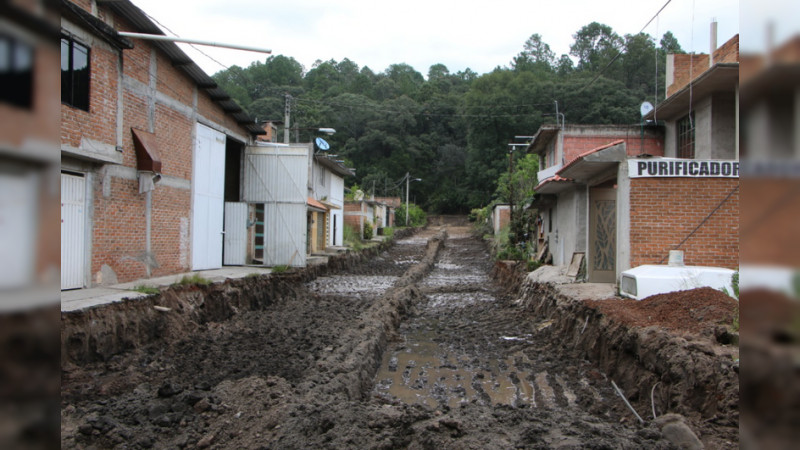 Arrancan obras de drenaje con inversión de 503 mil pesos en San Jerónimo 
