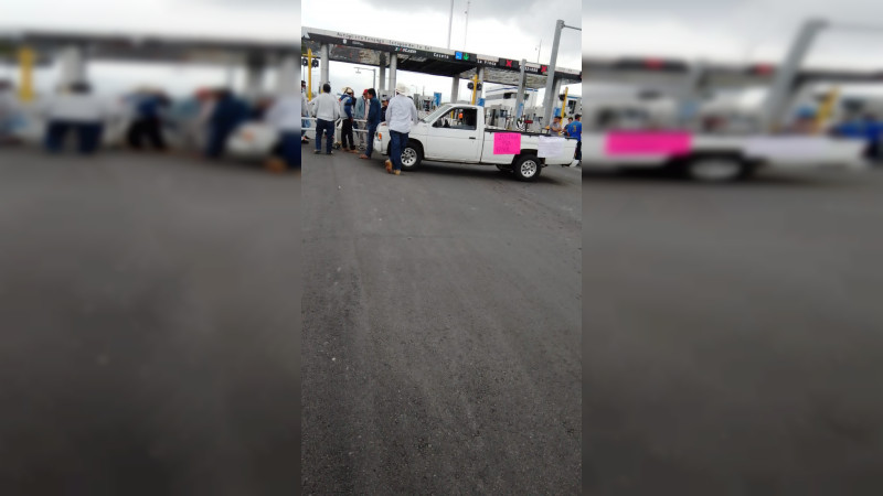 Fiscalía de Ixtapan de la Sal libera autopista: Manifestantes exigen liberación de regidor que atentaría contra Alcalde 