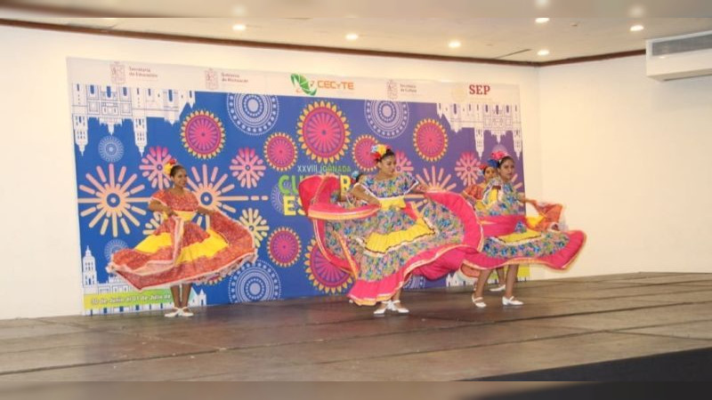 Estudiantes del Cecytem muestran su talento en el Festival Nacional de Arte y Cultura 