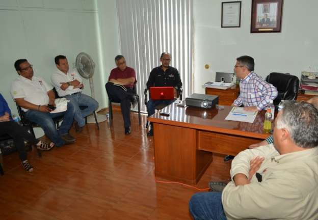 Ordena Salvador Abud reforzar trabajos de limpieza en plazas, parques y zonas públicas de Morelia
