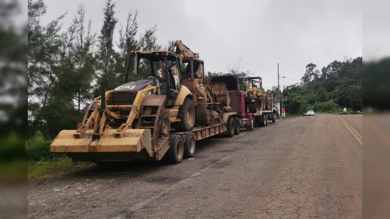 Retirados más de 12 mil m3 de material en carretera Coalcomán - Aquila