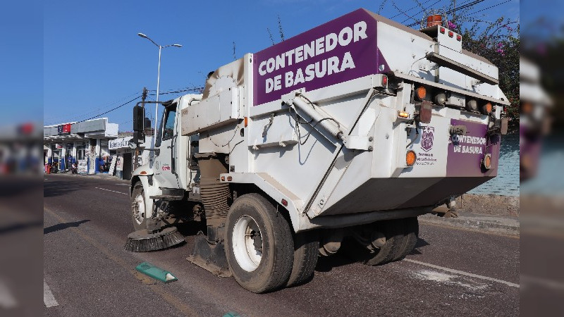 Mejoran  trabajos de limpieza y aseo en Zitácuaro 