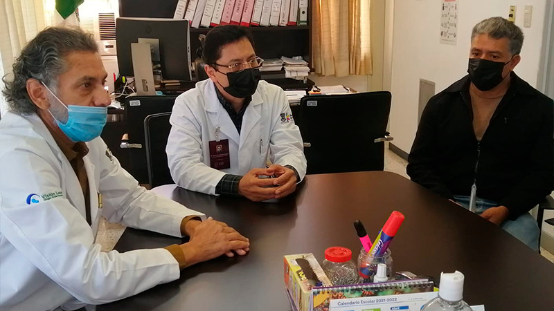 Un sueño hecho realidad para dos pacientes con trasplante de córneas