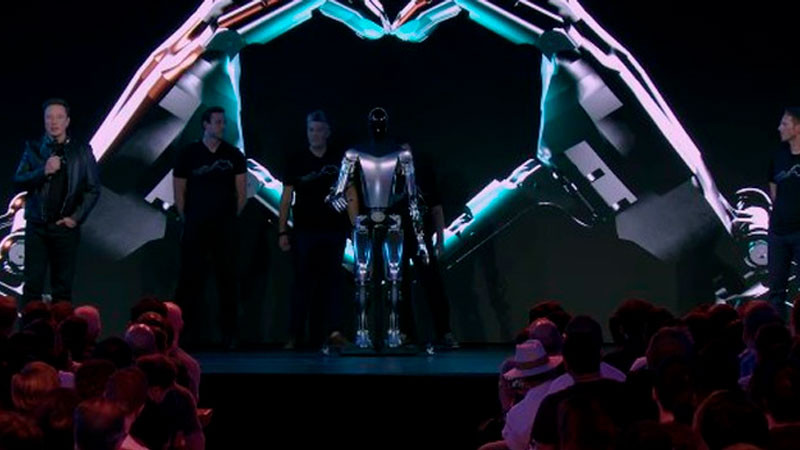Optimus es el robot humanoide de Tesla y Elon Musk 