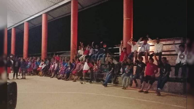 Encarcelan a directora por falta de maestros en escuela de San Juan Petlapa, Oaxaca