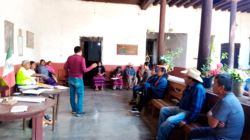  Atiende Seimujer a más de 250 mujeres indígenas de Quiroga 