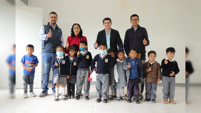 Inaugura Toño Ixtláhuac doceavo domo escolar en su administración