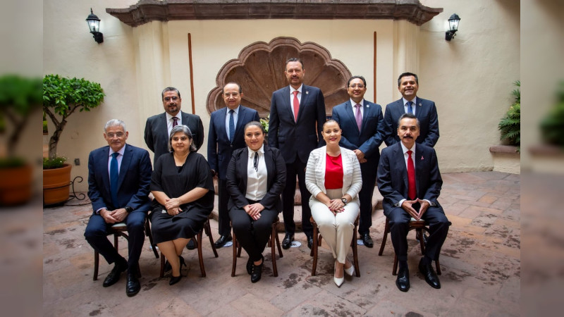 Se reúne gobernador con Contralores de la Región Centro Pacífico