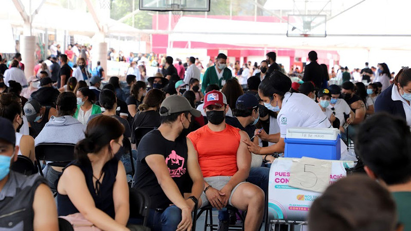 Más de 3 millones de michoacanos con esquemas completos de inmunización anti COVID-19 