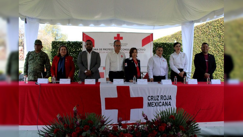 Presentan al nuevo Consejo Directivo de la Cruz Roja Uruapan