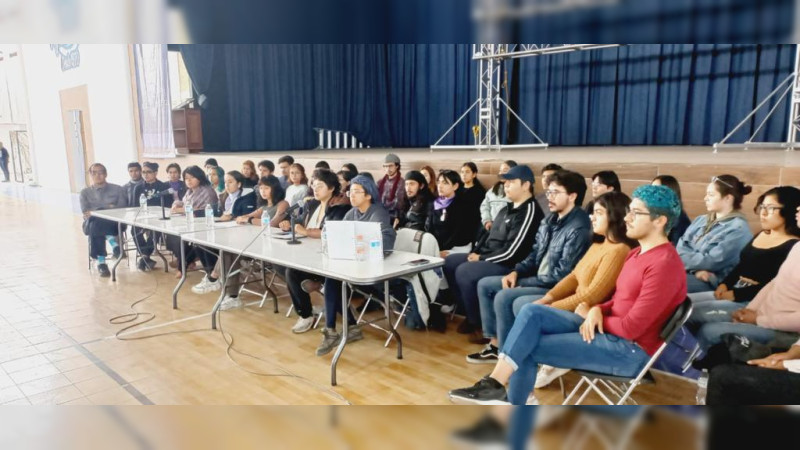 Querétaro: Paristas piden renuncia de cuatro docentes acusados de violencia de género