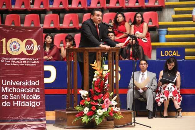 Egresan preparatorianos del Colegio de San Nicolás de Hidalgo - Foto 4 