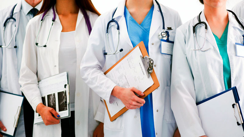 Lanza Gobierno de México convocatoria internacional para médicos especialistas 