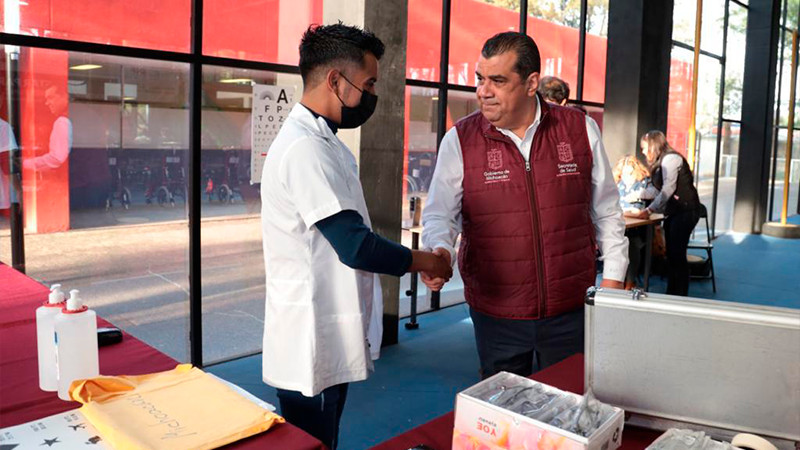 DIF y SSM entregan apoyos a 467 personas con discapacidad