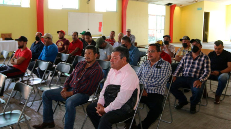 Se reúnen autoridades de Ciudad Hidalgo y transportistas, en busca de coordinación para enfrentar problemas del transporte 