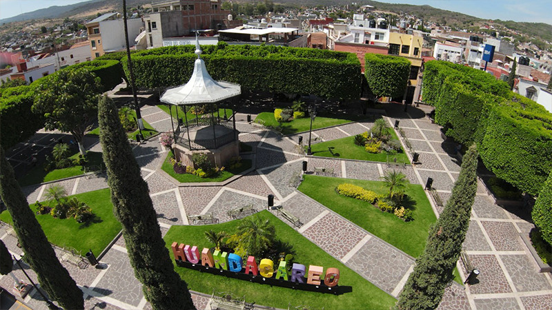 Lanzan programa “Ponte Al Corriente” en Huandacareo, Michoacán