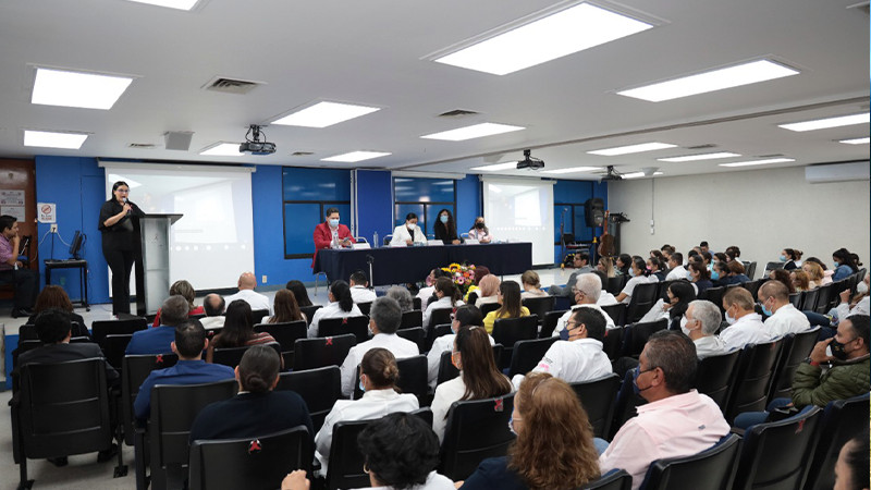 Conmemora Secretaría de Salud de Michoacán XXI aniversario del Hospital de la Mujer
