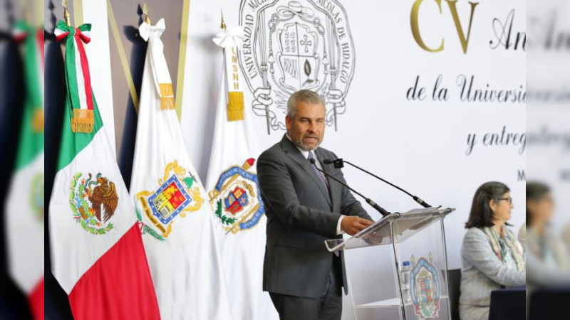 Bedolla garantiza salarios y prestaciones para trabajadores nicolaitas