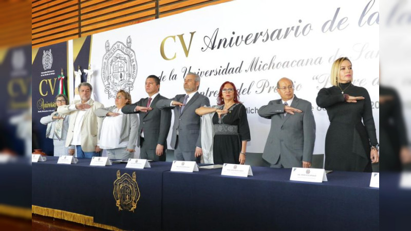 Bedolla garantiza salarios y prestaciones para trabajadores nicolaitas