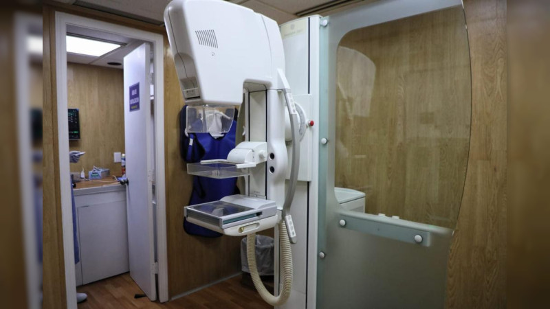Trabajamos en esquemas integrales de atención a cáncer de mama: Claudia Sheinbaum 
