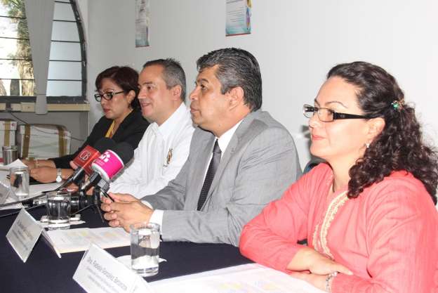 Los docentes nicolaitas buscan un profesionalización continua: Salvador García Espinosa - Foto 1 