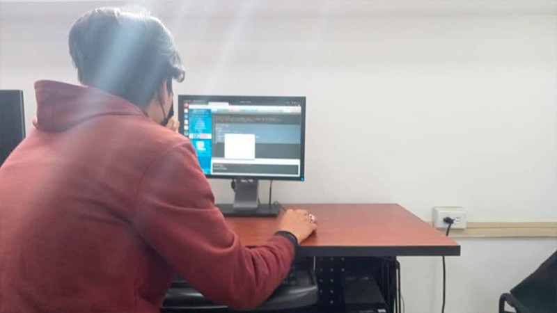 Participan estudiantes del Cecytem Irapeo en Olimpiada de Informática