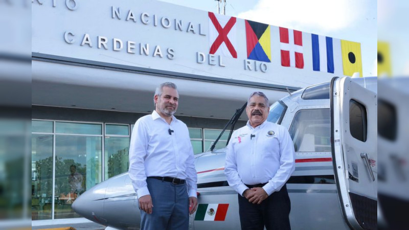 Alfredo Ramírez firma convenio para que aeropuerto de LC sea operado por la administración portuaria
