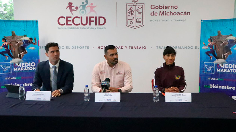 Presenta Cecufid el Primer Medio Maratón de Sahuayo 