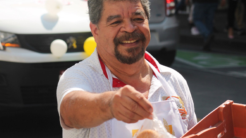Pan de muerto, tradición que persiste con el paso de los años