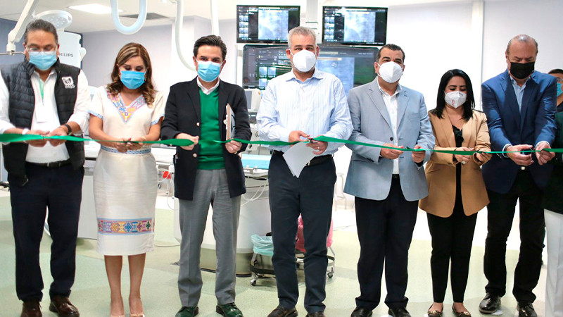 Inauguran en Michoacán sala de hemodinamia construida gracias a rifa del avión presidencial