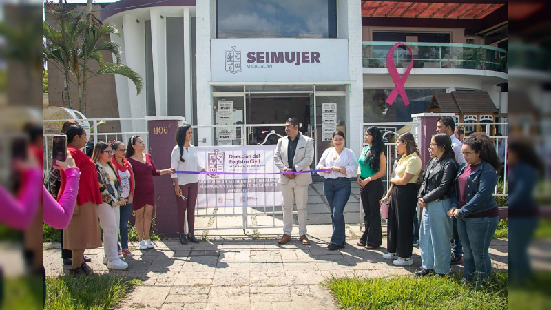 Inaugura Seimujer módulo de registro civil para michoacanas en situación vulnerable 