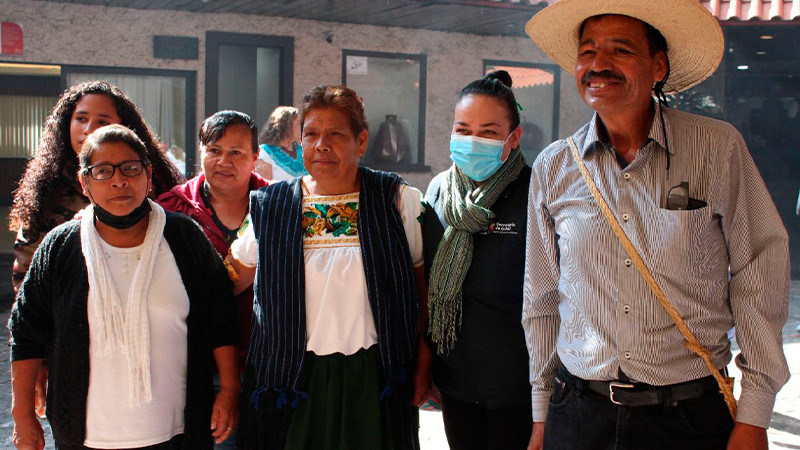  Firma Sedebi convenio para profesionalizar labor de médicos tradicionales