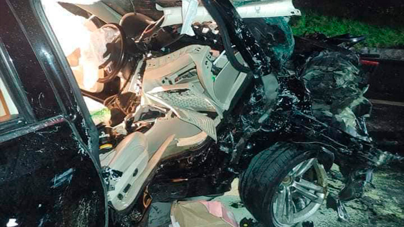 Choque vehicular en Zitácuaro, Michoacán deja dos muertos y cinco heridos