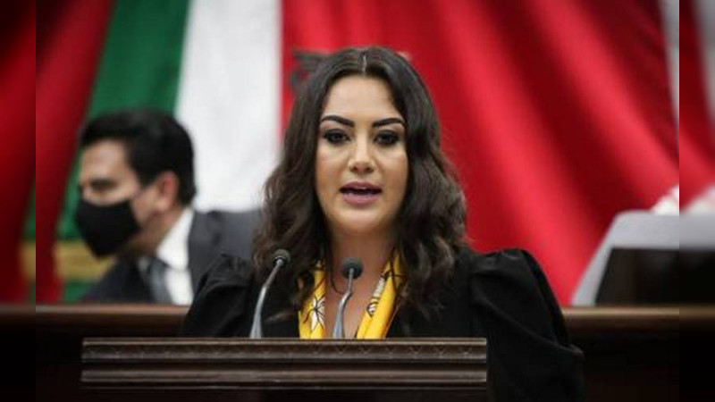 Alcalde de Zacapu se atribuye exhorto de diputada Mónica Valdez para reconstrucción de carreteras 