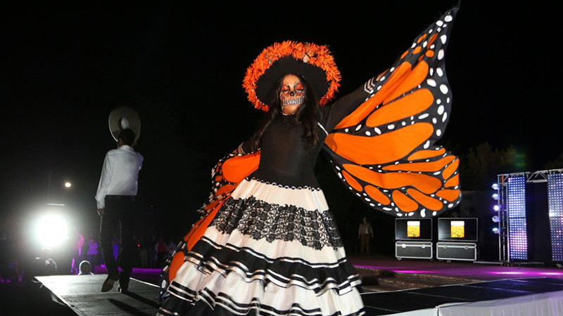 Concurso de Catrinas y Catrines se llevó acabo en Ciudad Hidalgo, Michoacán 