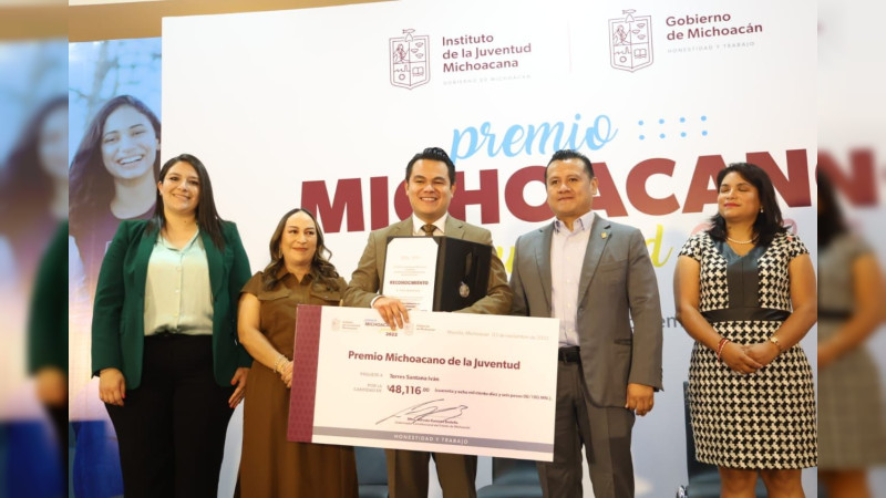 Reconoce Gobierno de Michoacán a la juventud por sus aportaciones al estado