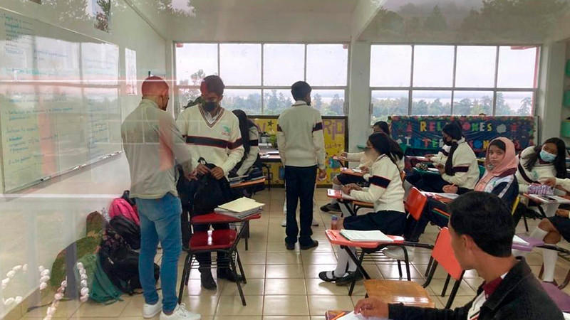 Realizan Operación Mochila en plantel Tzintzuntzan del Cecytem