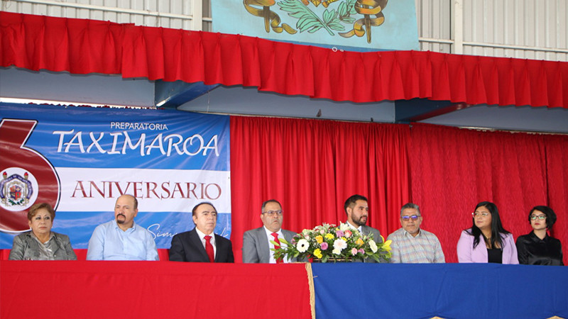 Edil de Ciudad Hidalgo conmemora el 46° aniversario de la Preparatoria Taximaroa 