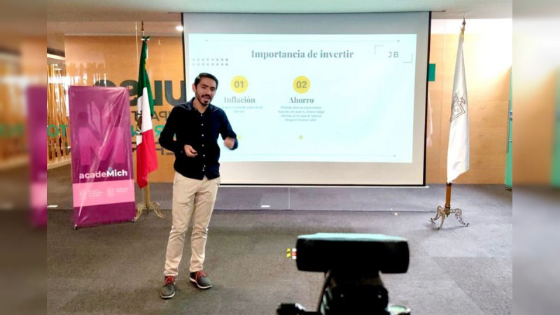 Sedeco capacita sobre cómo iniciar a invertir, en Espacio Emprendedor