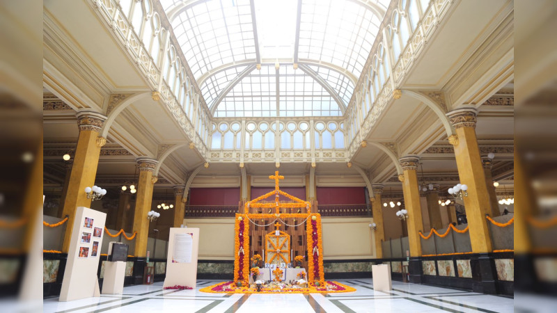 Gana Michoacán mejor Altar Tradicional de Ciudad de México