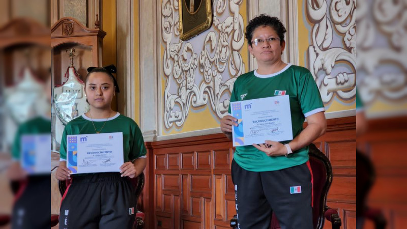 Reconoce Gobierno de Morelia a medallista mundial Cinthya Romero