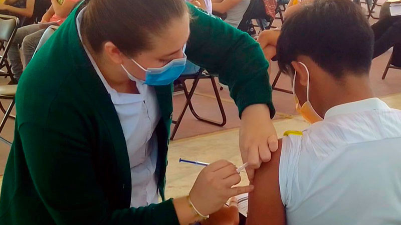 Vacunarán a menores de 12 a 17 años del 7 al 9 de noviembre en el “Venustiano” de Morelia 