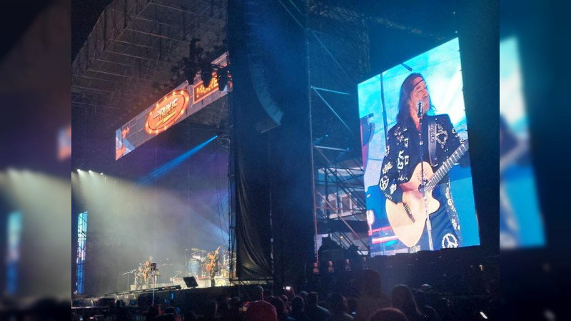 "La Bukimanía" revienta en el Estadio Venustiano, en Morelia