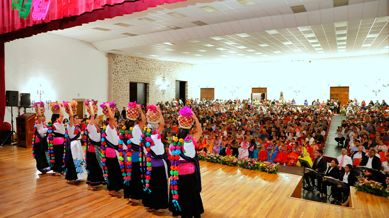 Buscará Secretaría de Educación del Estado de Michoacán institucionalizar su Ballet Folklórico