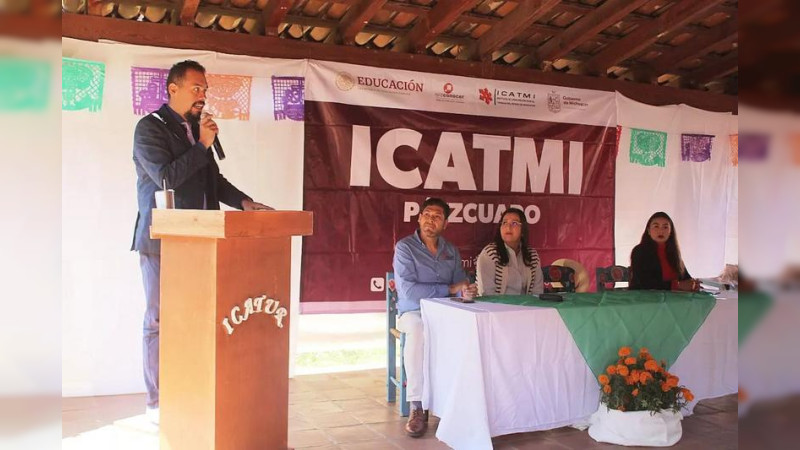 Alumna del plantel Pátzcuaro gana Concurso Emprendedor Icatmi 2022