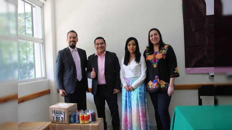 Premian al segundo lugar del Concurso Emprendedor Icatmi 2022 en el plantel Zitácuaro 