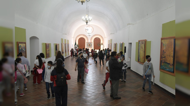 A cinco comunidades de Morelia ha llegado "Mi Escuela en tu Tenencia": SEE