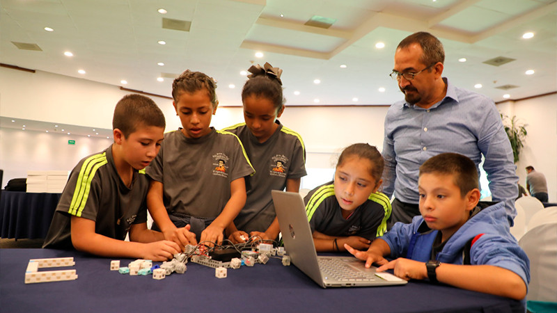 Secretaría de Educación del Estado de Michoacán capacita para aplicación de la nueva Guía para la Convivencia Escolar 