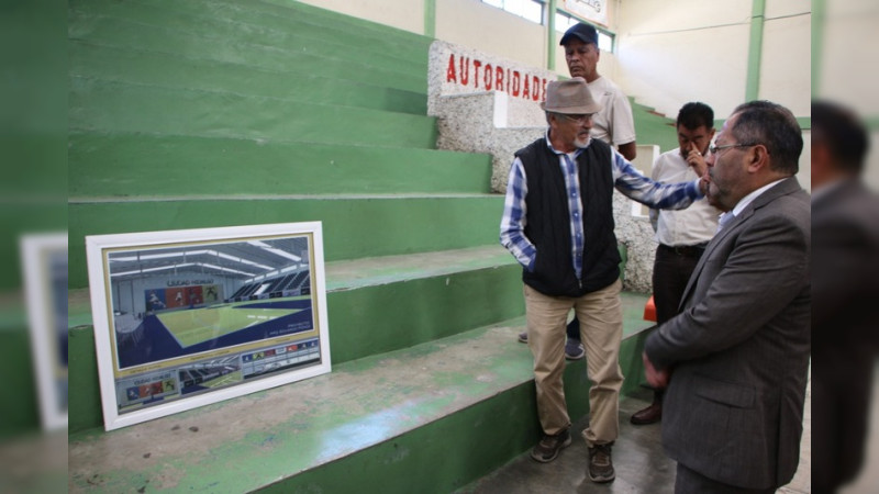 Ciudad Hidalgo: Arranca rehabilitación en techumbre del Auditorio Municipal de la Unidad Deportiva Miguel Hidalgo